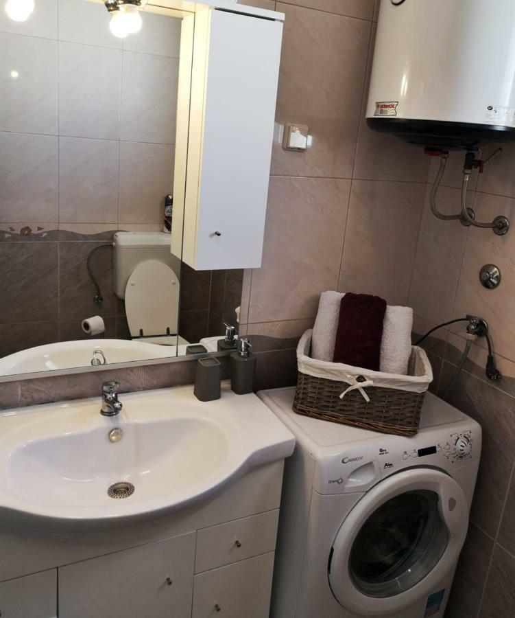 Apartment Ben Pula Luaran gambar